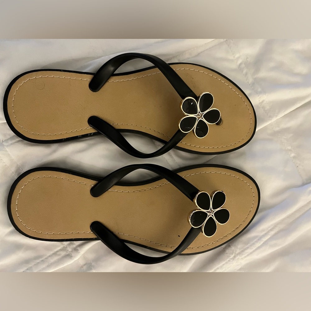 Floral sandals women’s size 9!